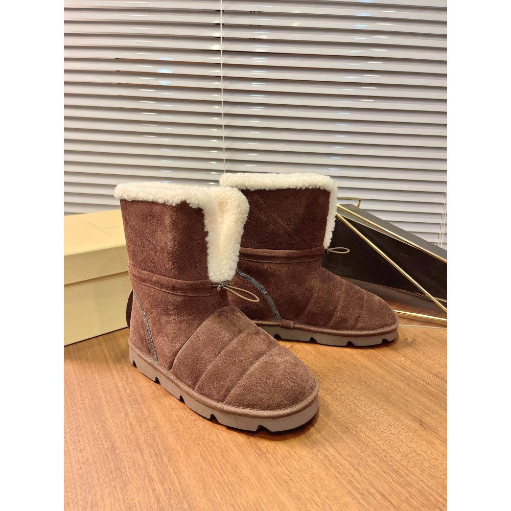 Snow boots Snow boots