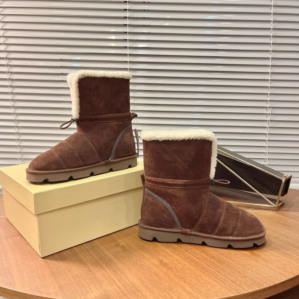 Snow boots Snow boots