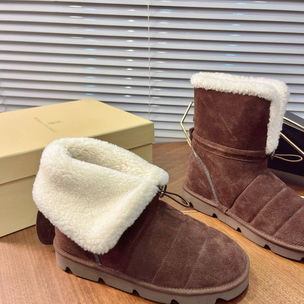 Snow boots Snow boots