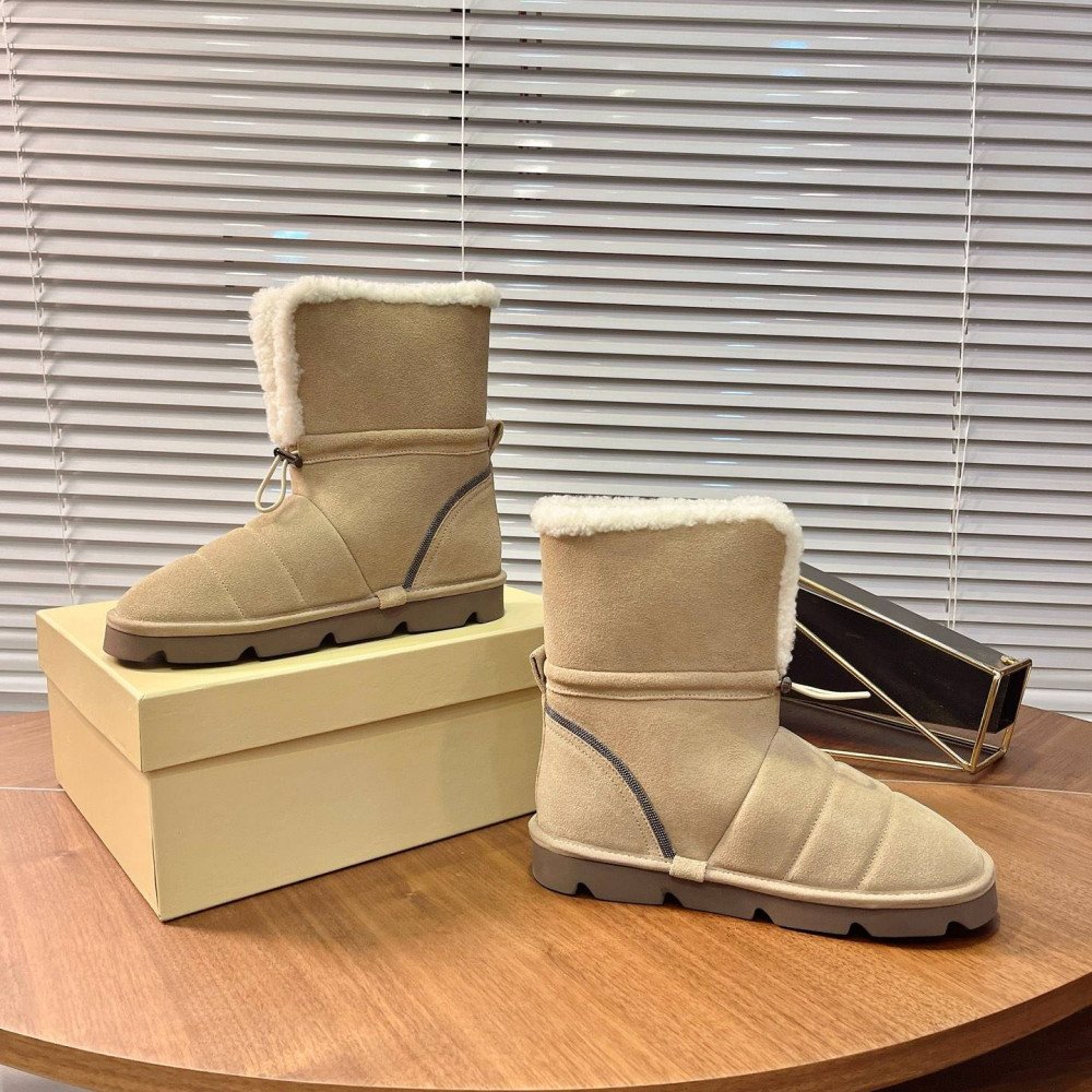 Snow boots Snow boots