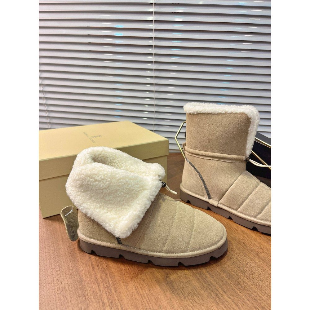 Snow boots Snow boots
