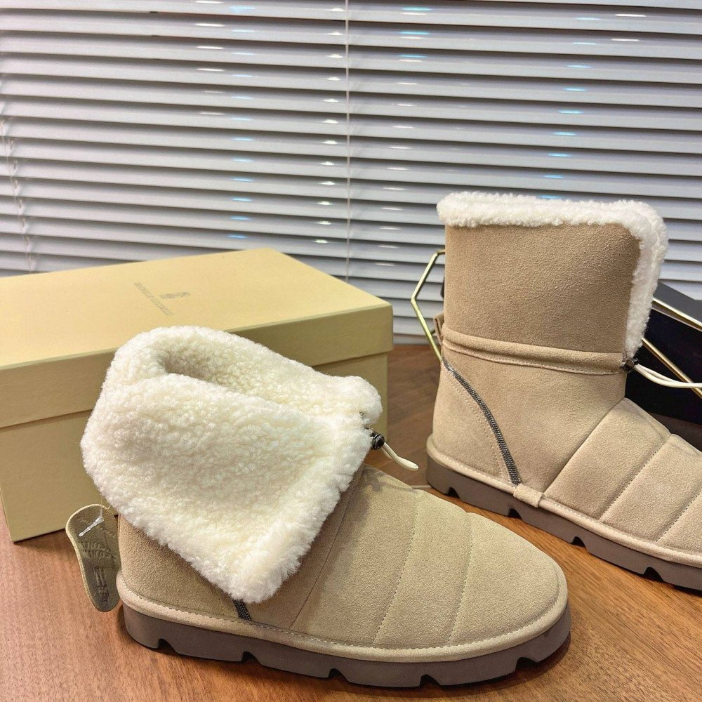 Snow boots Snow boots