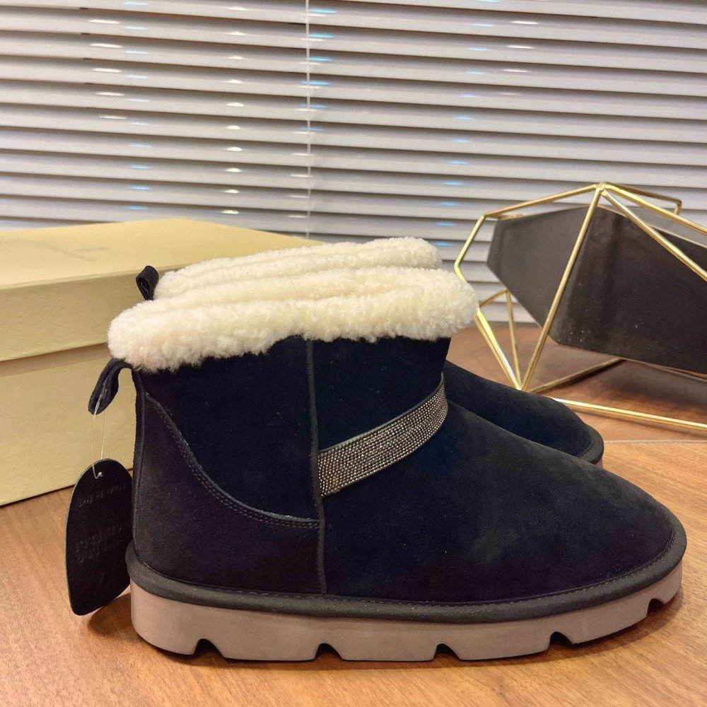 Snow boots Snow boots