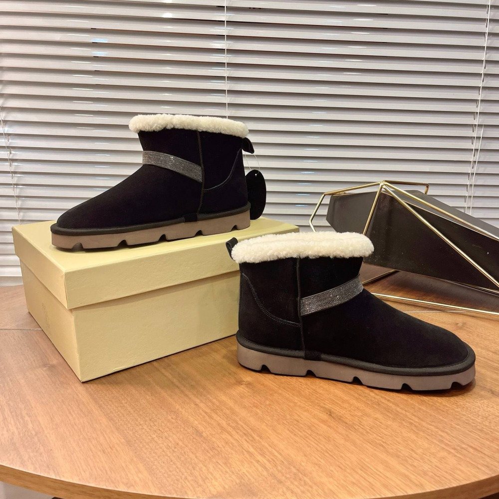 Snow boots Snow boots