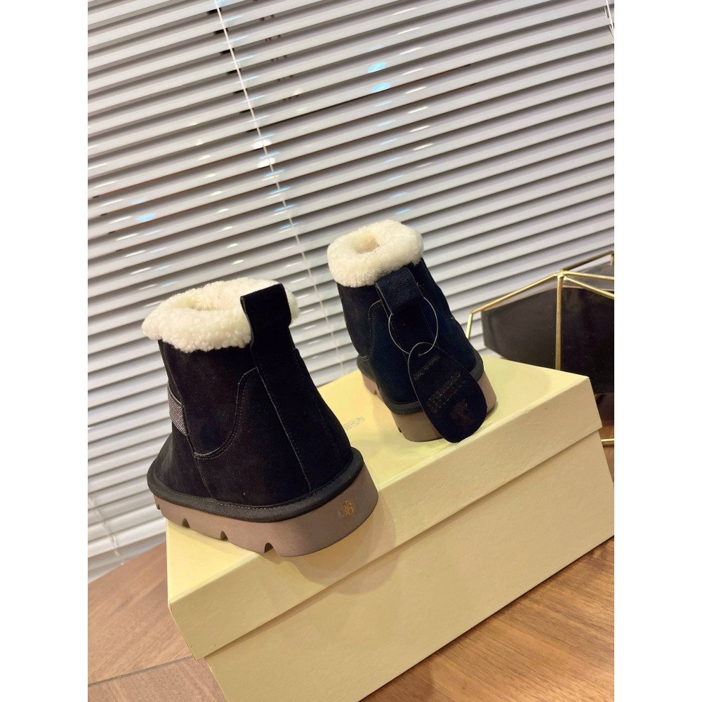 Snow boots Snow boots