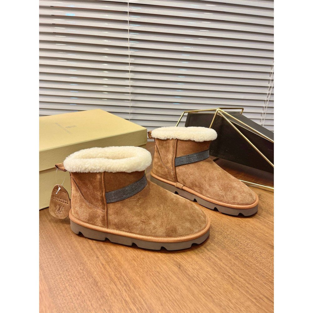 Snow boots Snow boots