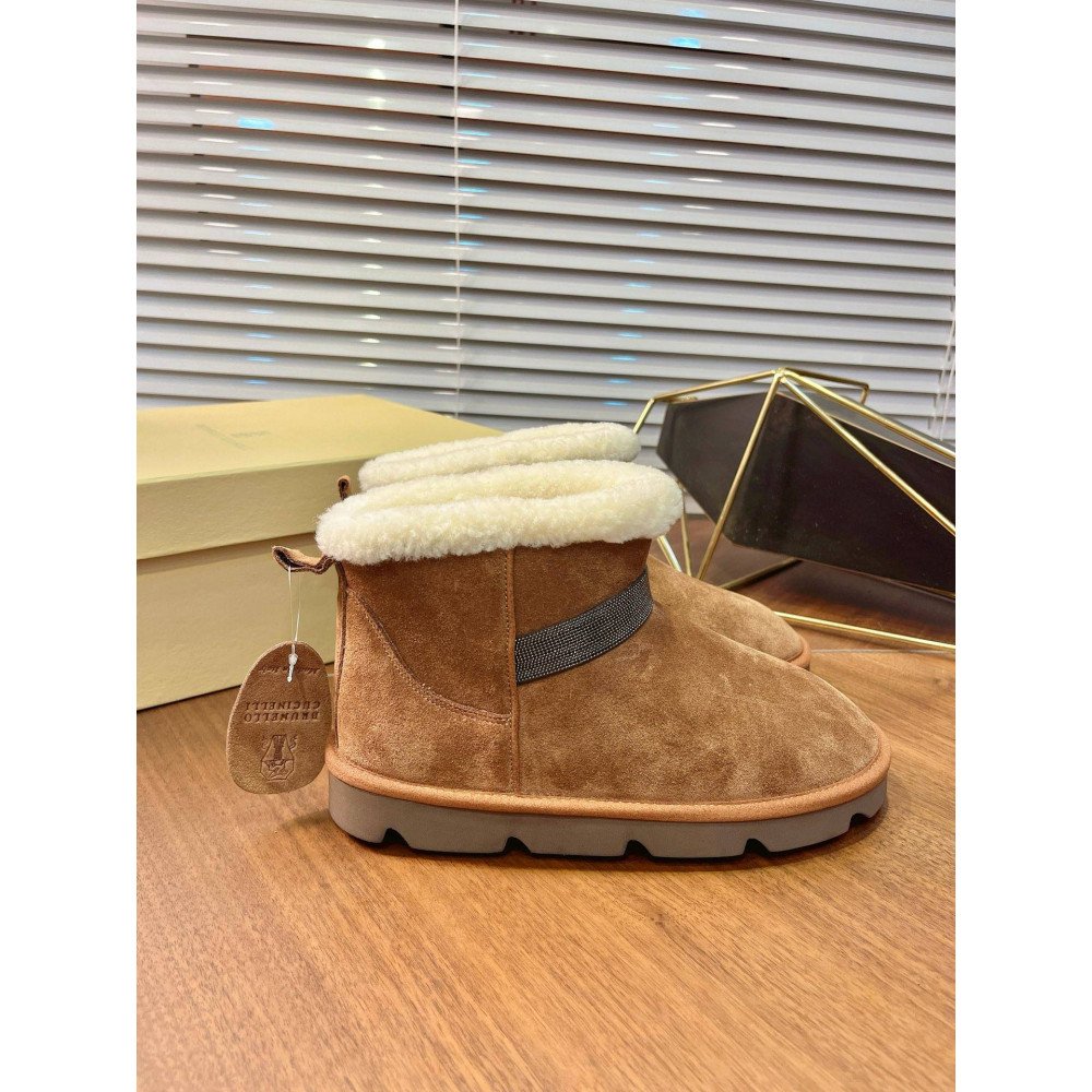 Snow boots Snow boots