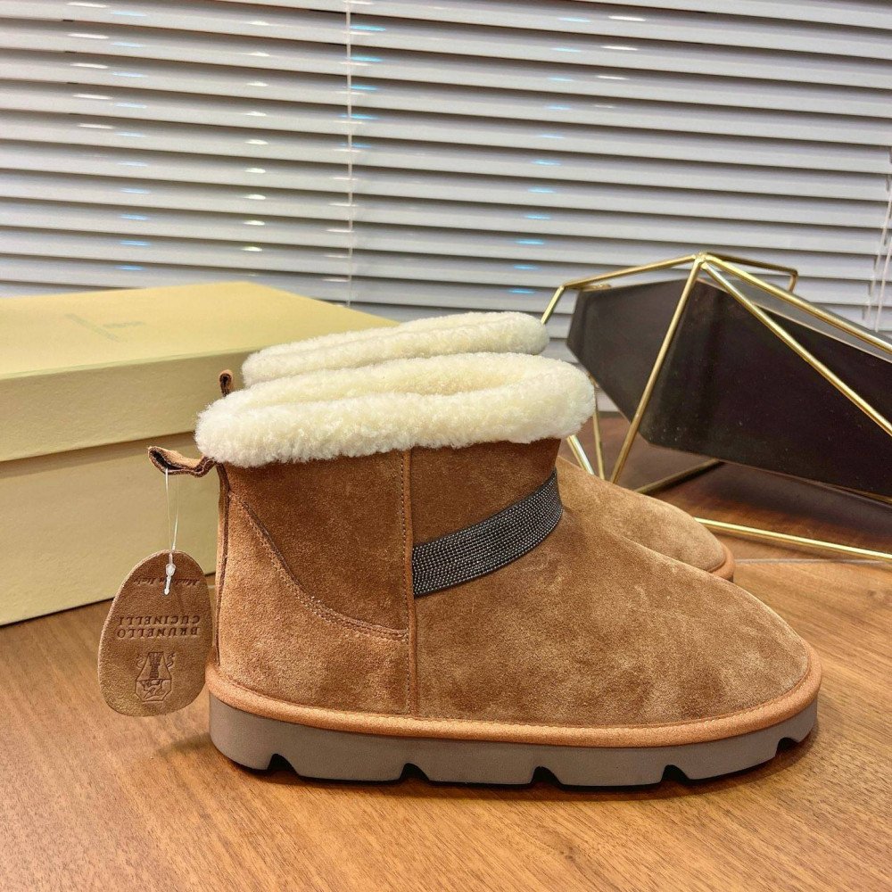 Snow boots Snow boots