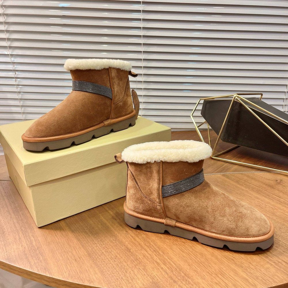 Snow boots Snow boots