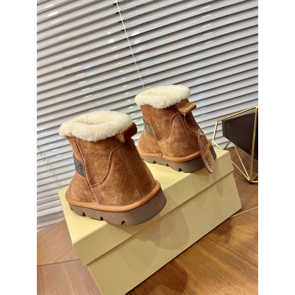 Snow boots Snow boots