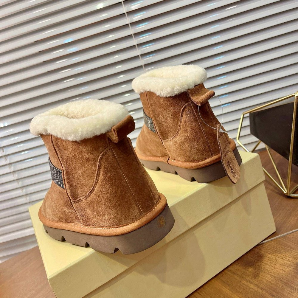 Snow boots Snow boots