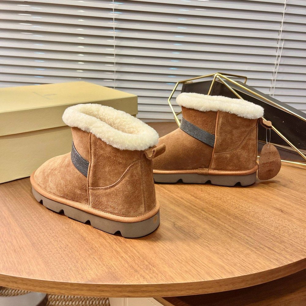 Snow boots Snow boots