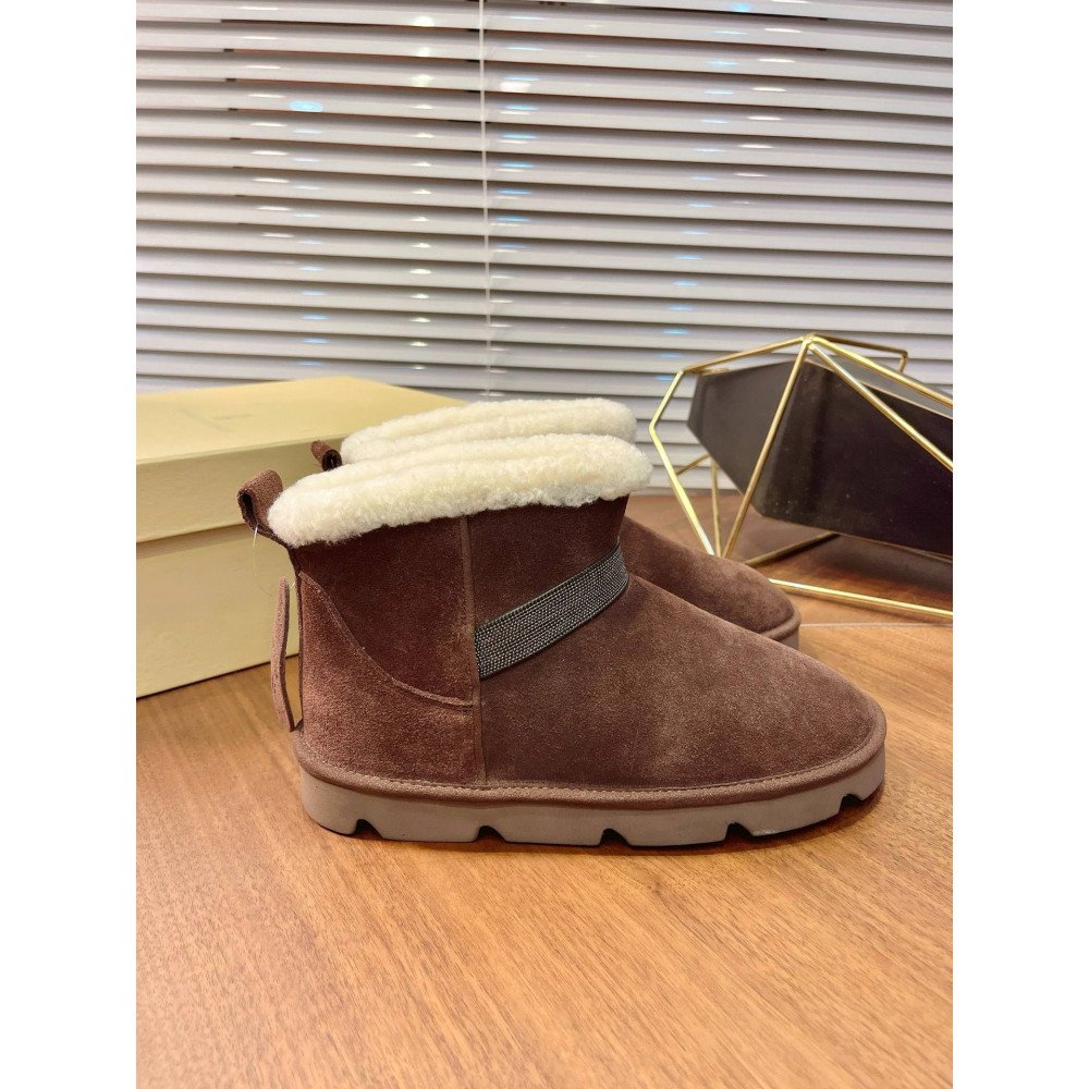 Snow boots Snow boots