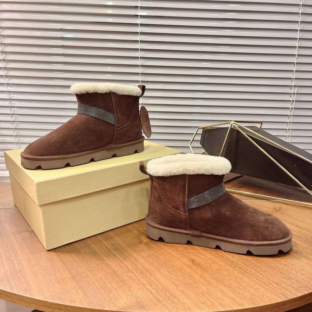 Snow boots Snow boots