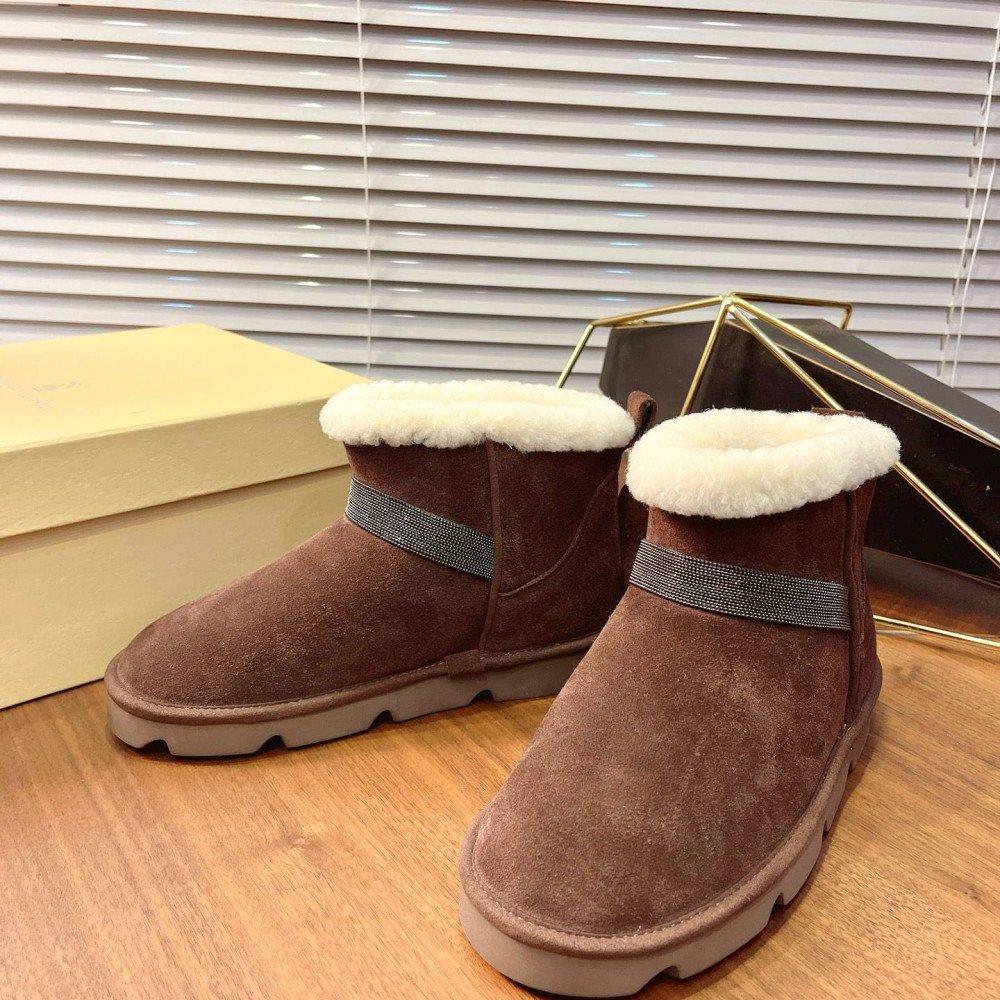 Snow boots Snow boots