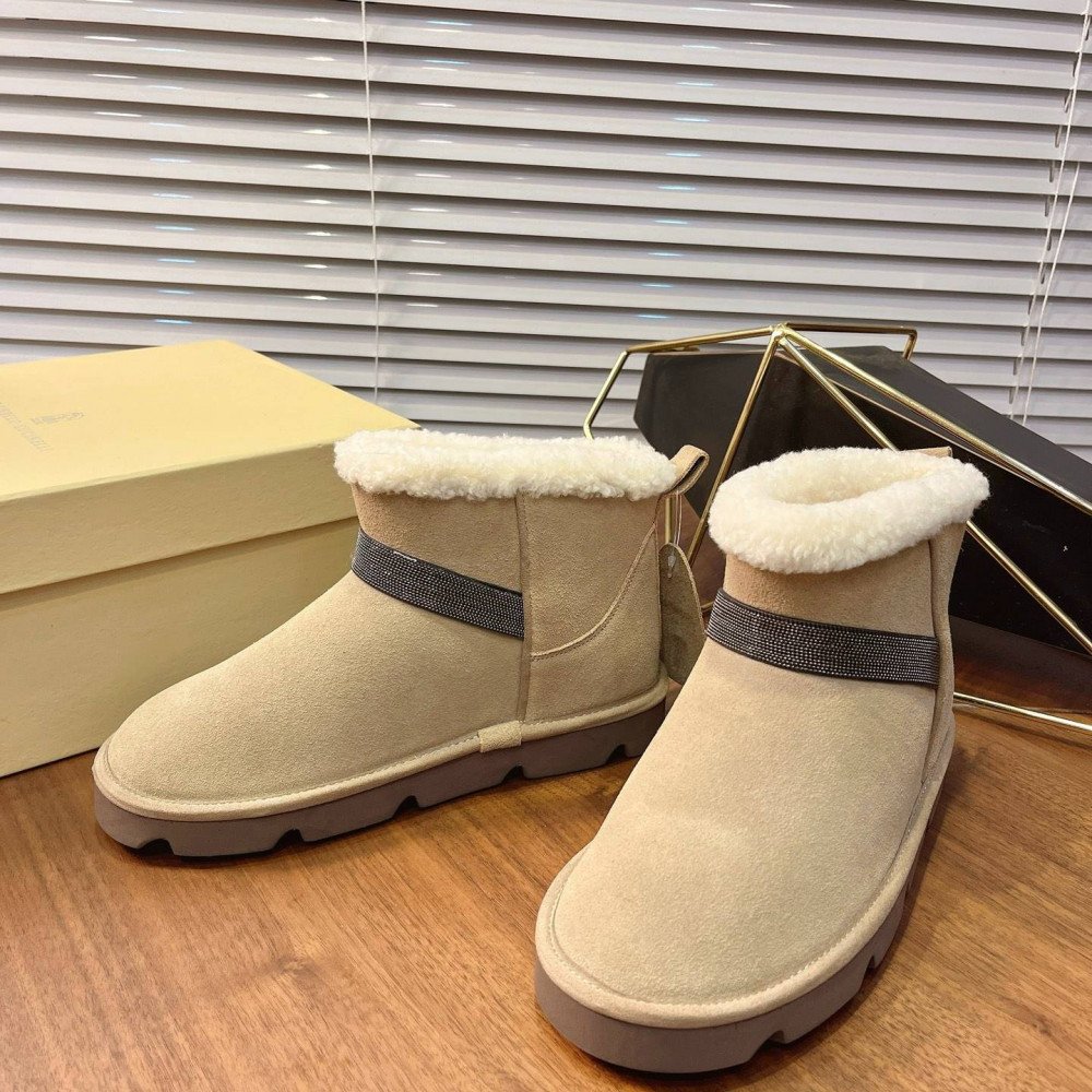 Snow boots Snow boots