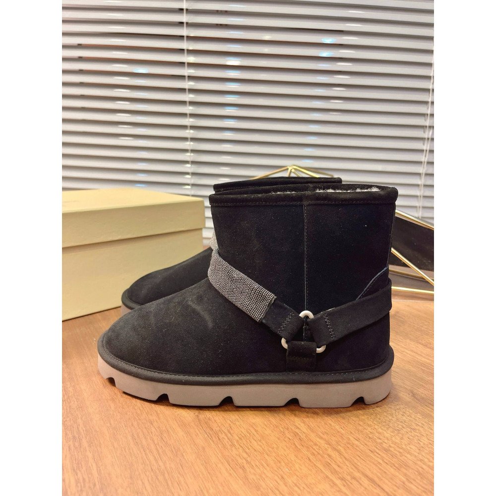 Snow boots Snow boots