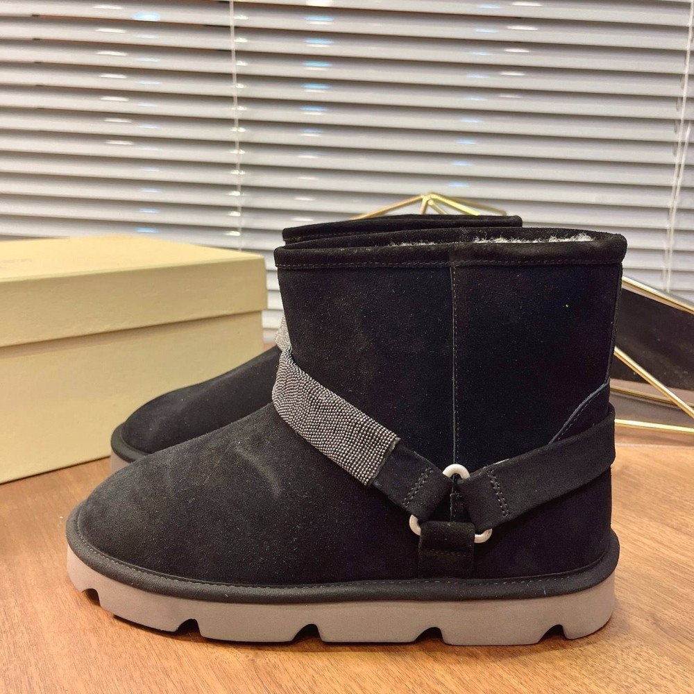 Snow boots Snow boots