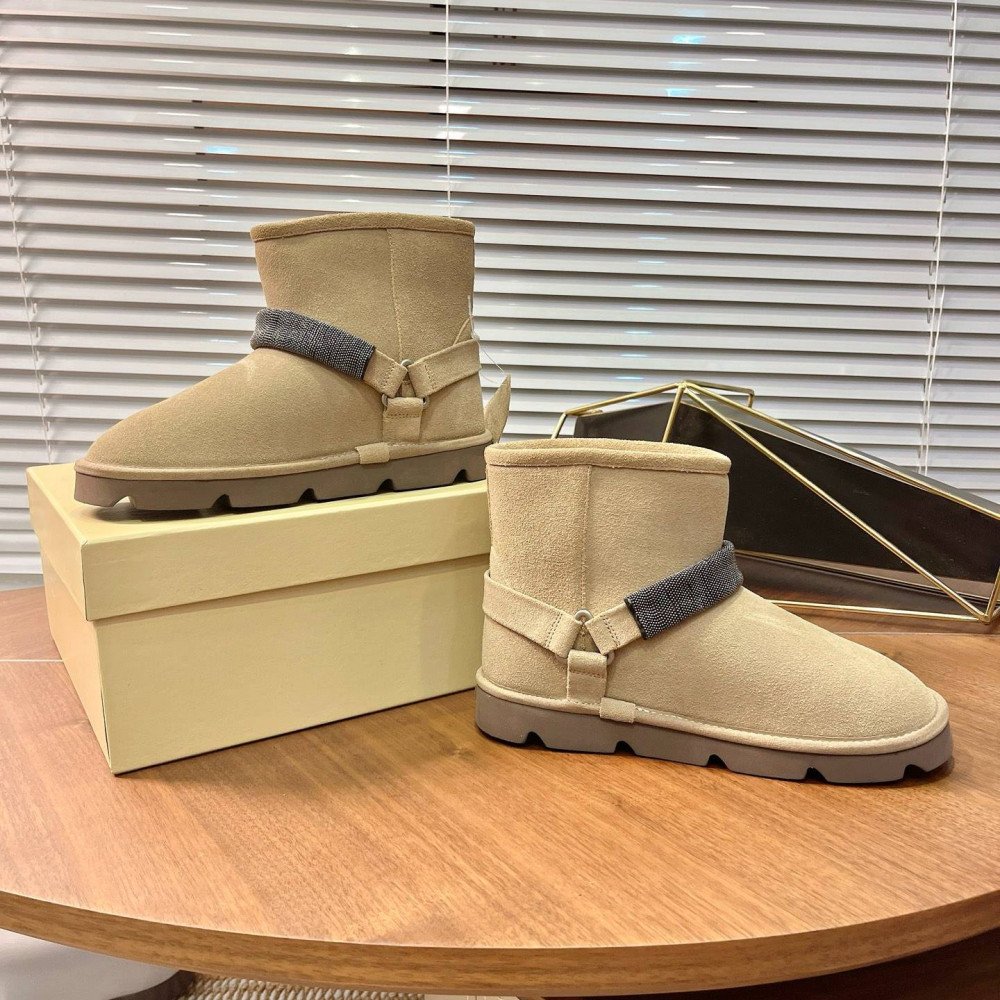 Snow boots Snow boots