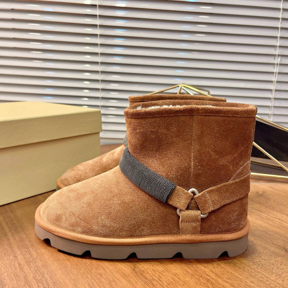 Snow boots Snow boots