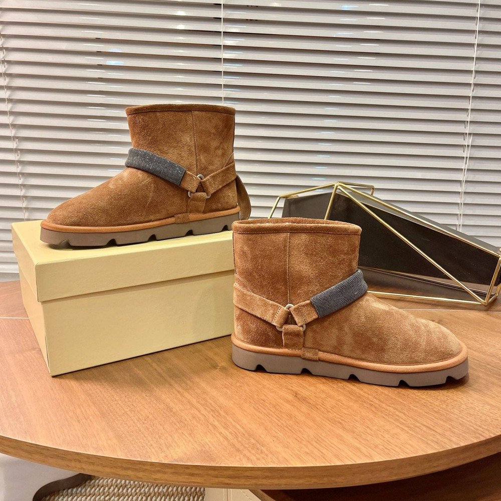 Snow boots Snow boots