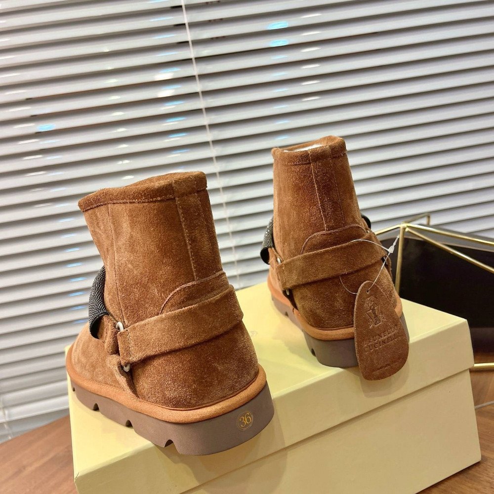 Snow boots Snow boots