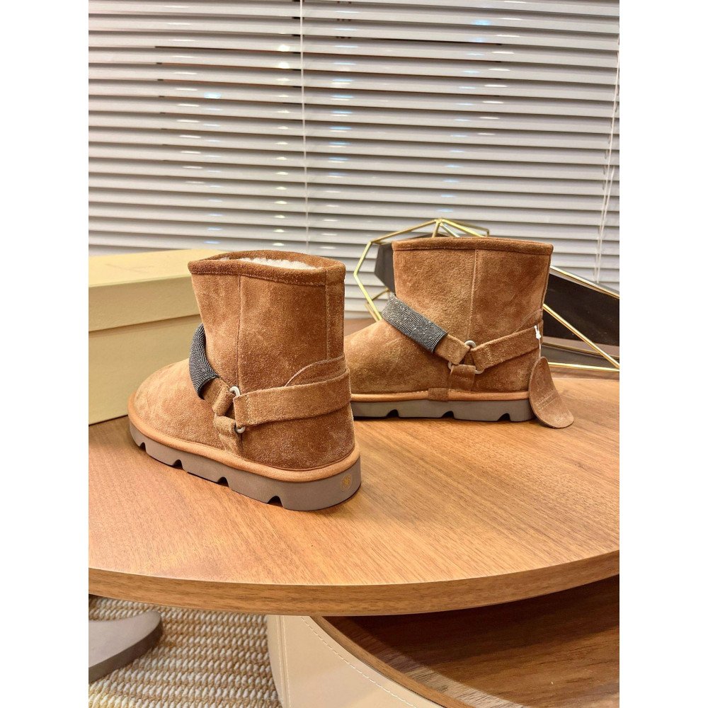 Snow boots Snow boots