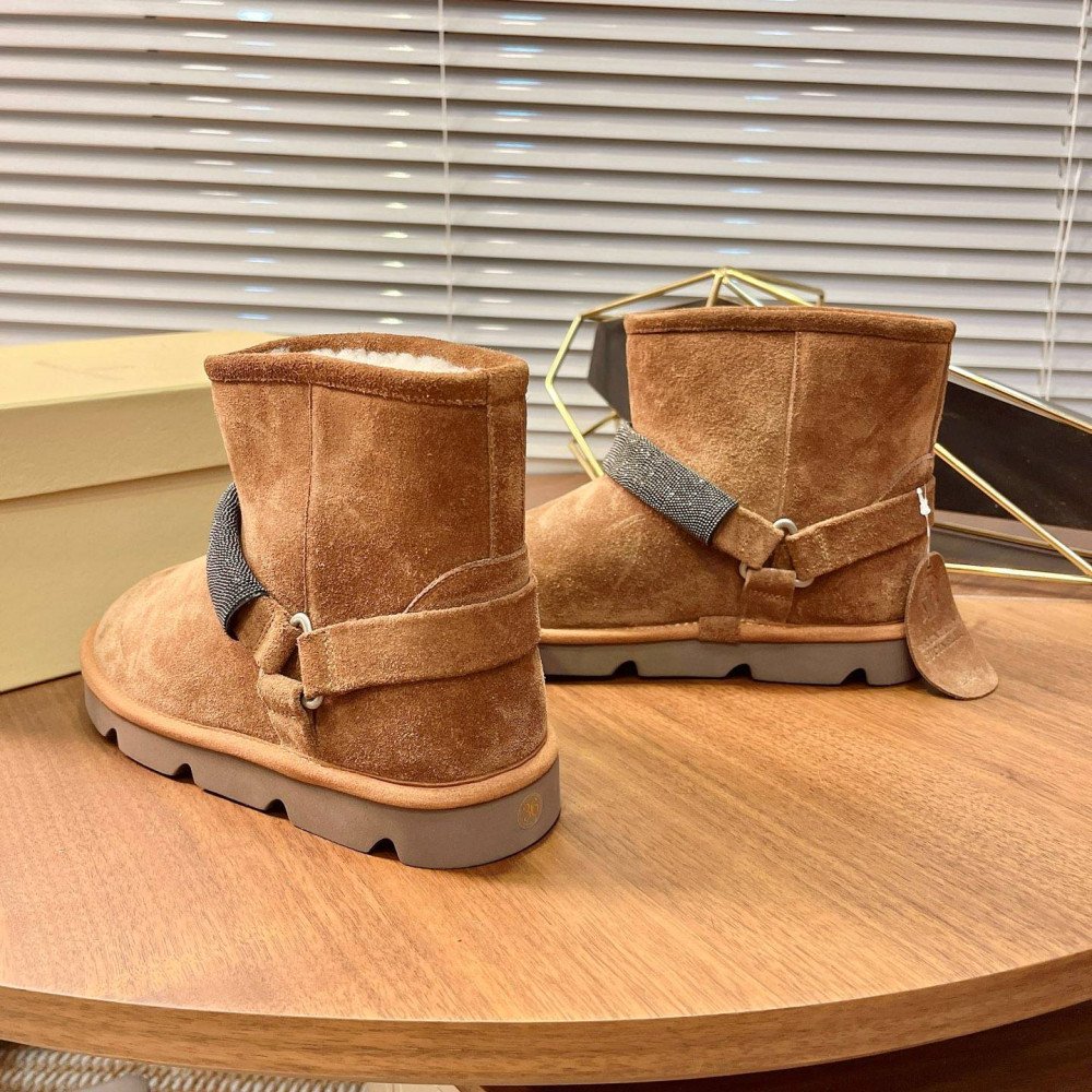 Snow boots Snow boots