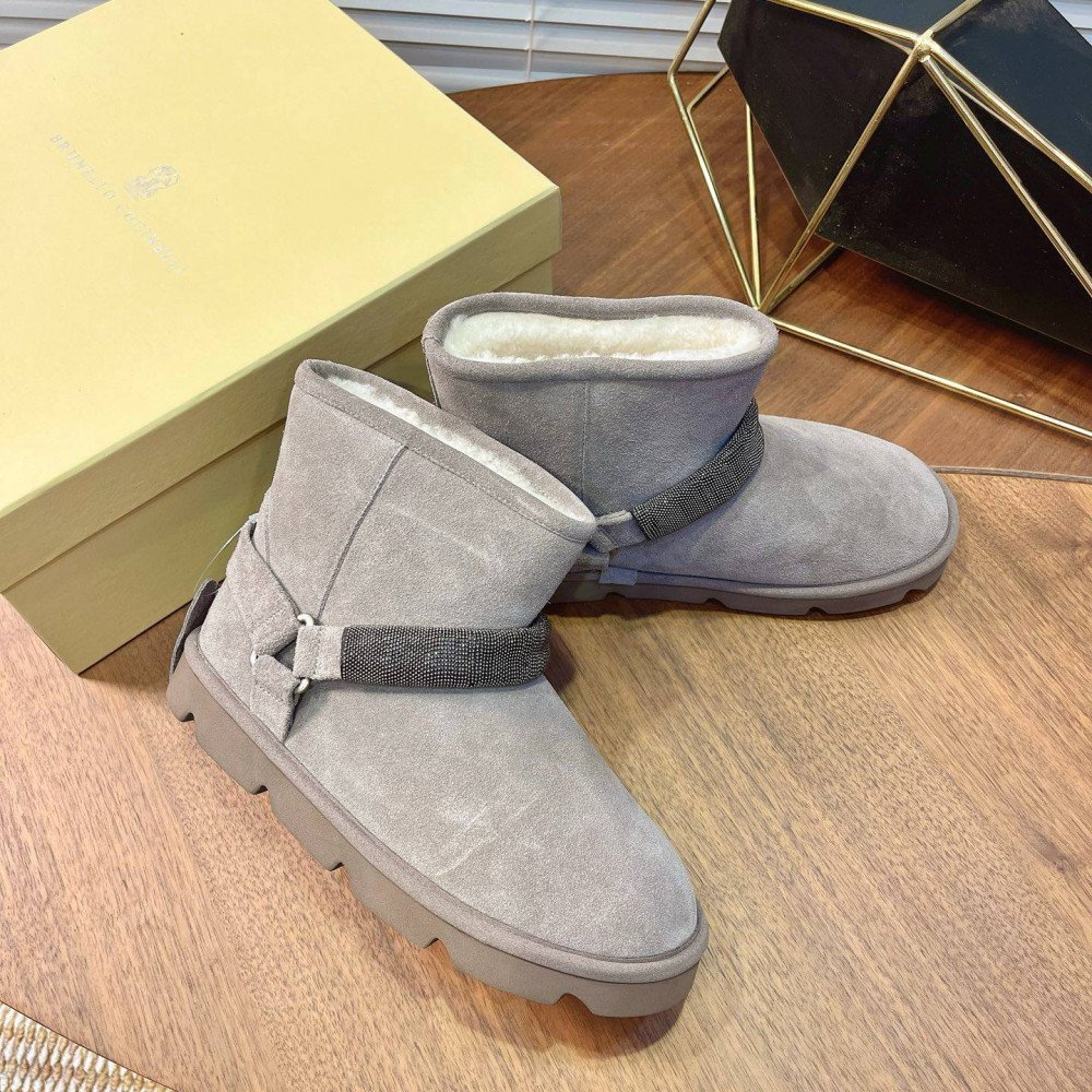 Snow boots Snow boots