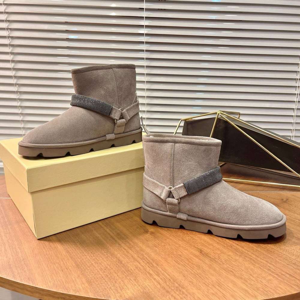 Snow boots Snow boots