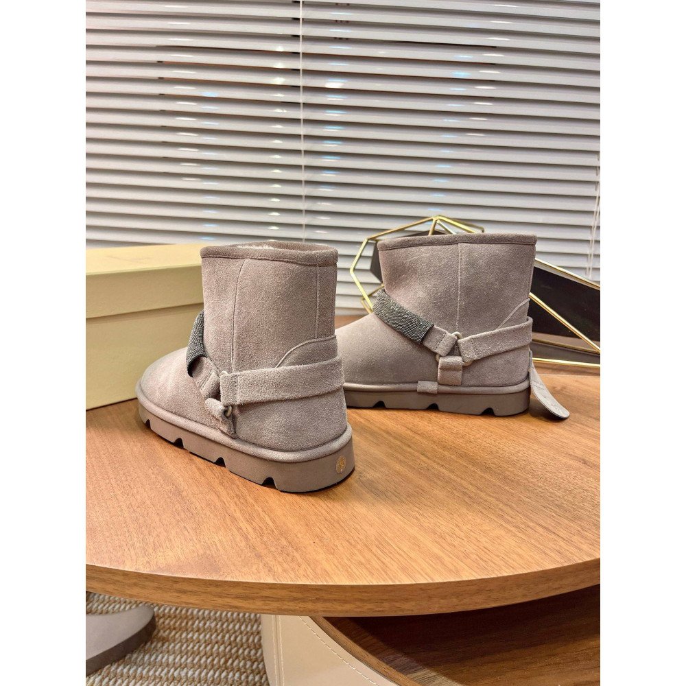 Snow boots Snow boots