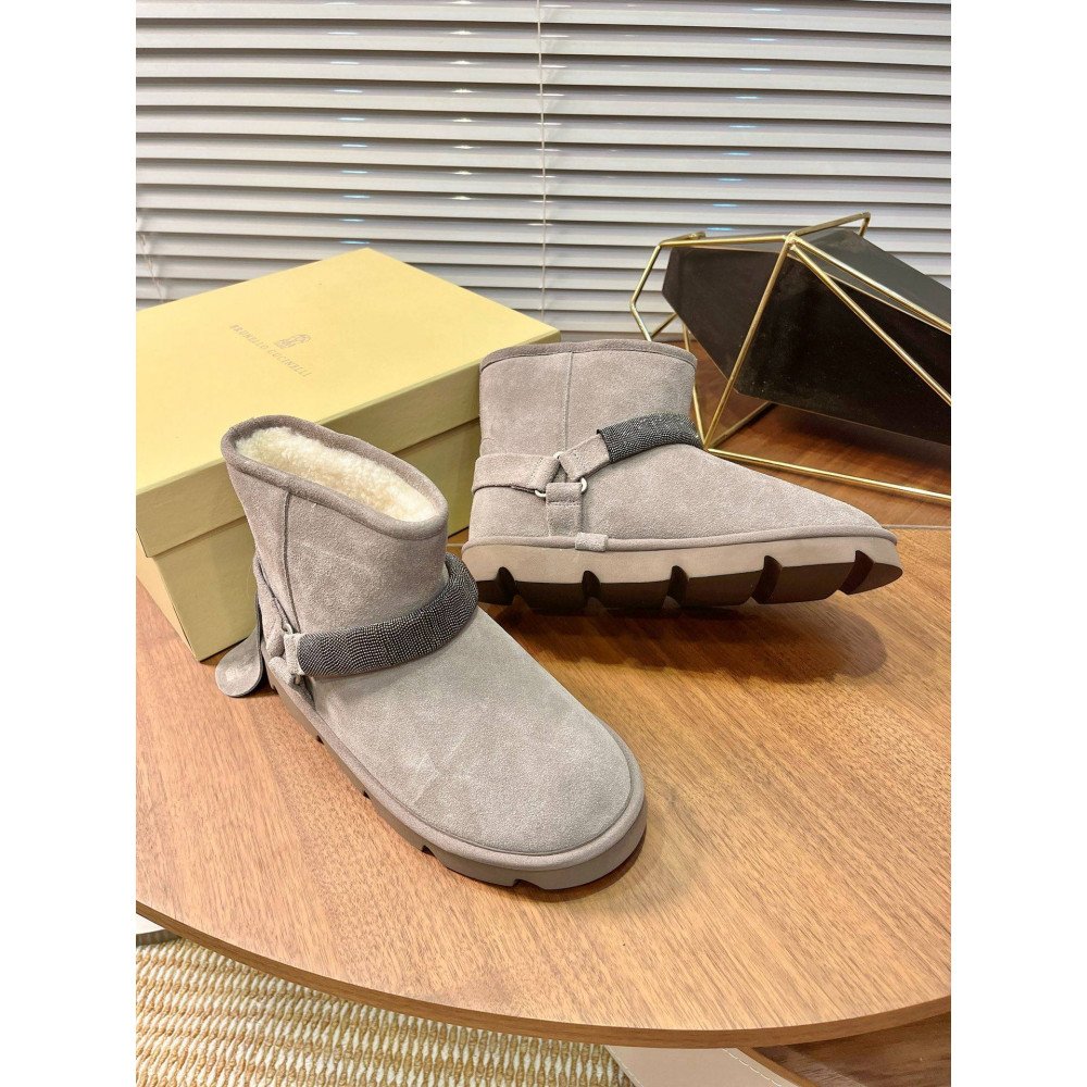 Snow boots Snow boots