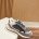 Sports shoes