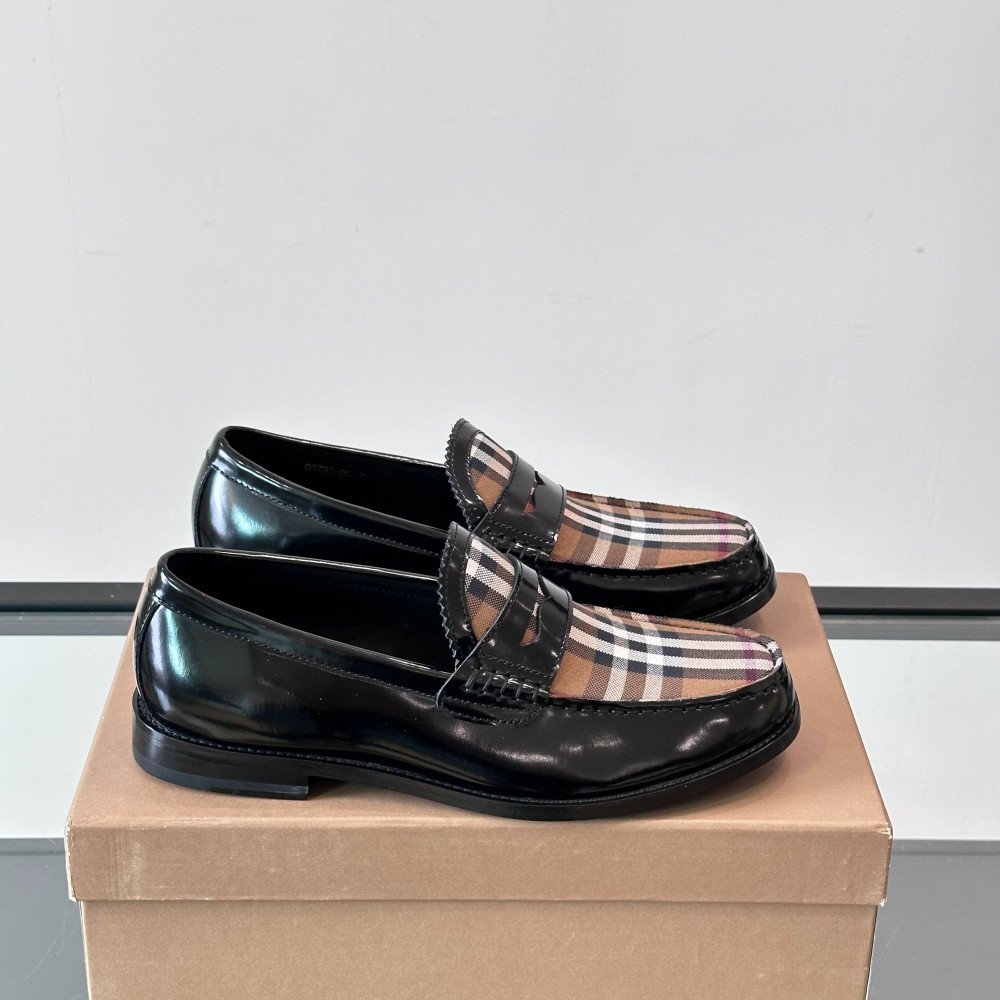 Burberry Sneakers