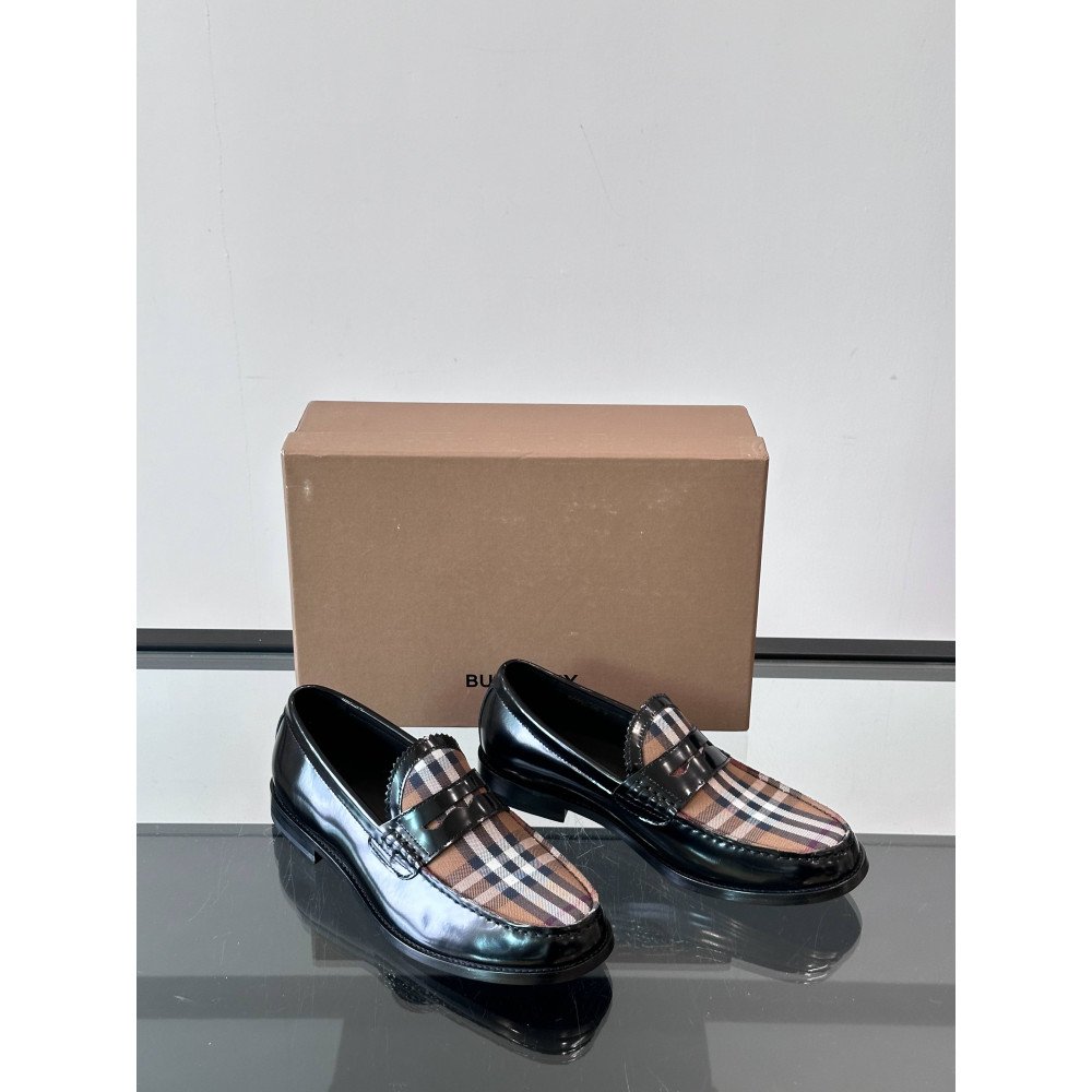 Burberry Sneakers