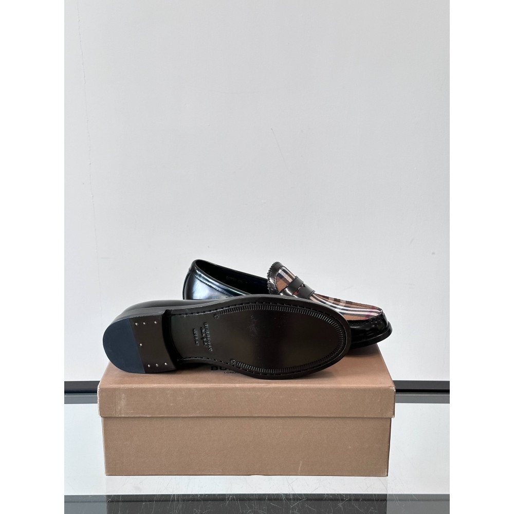 Burberry Sneakers