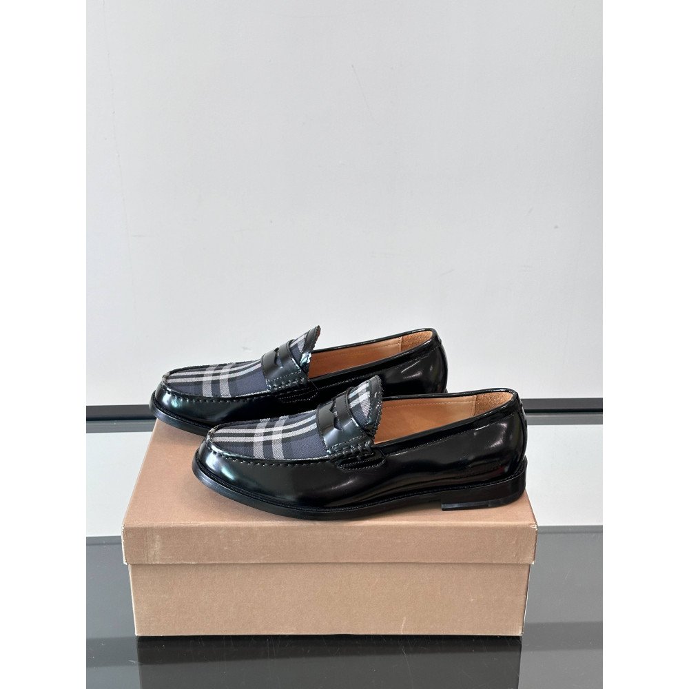 Burberry Sneakers Burberry Sneakers