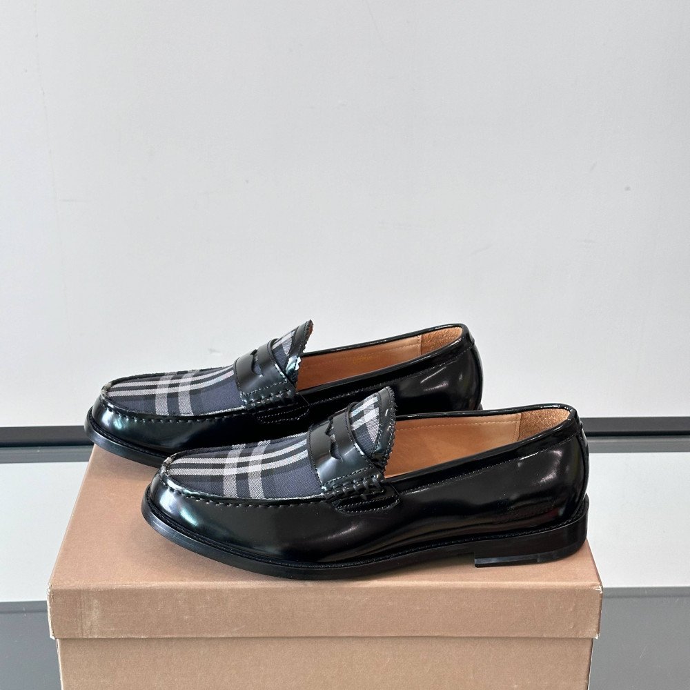 Burberry Sneakers Burberry Sneakers