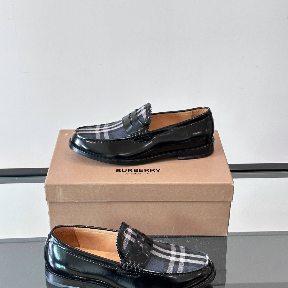 Burberry Sneakers Burberry Sneakers