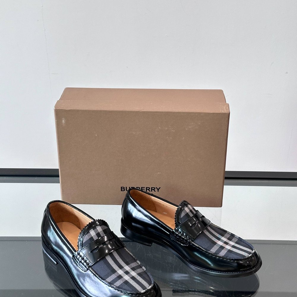Burberry Sneakers Burberry Sneakers