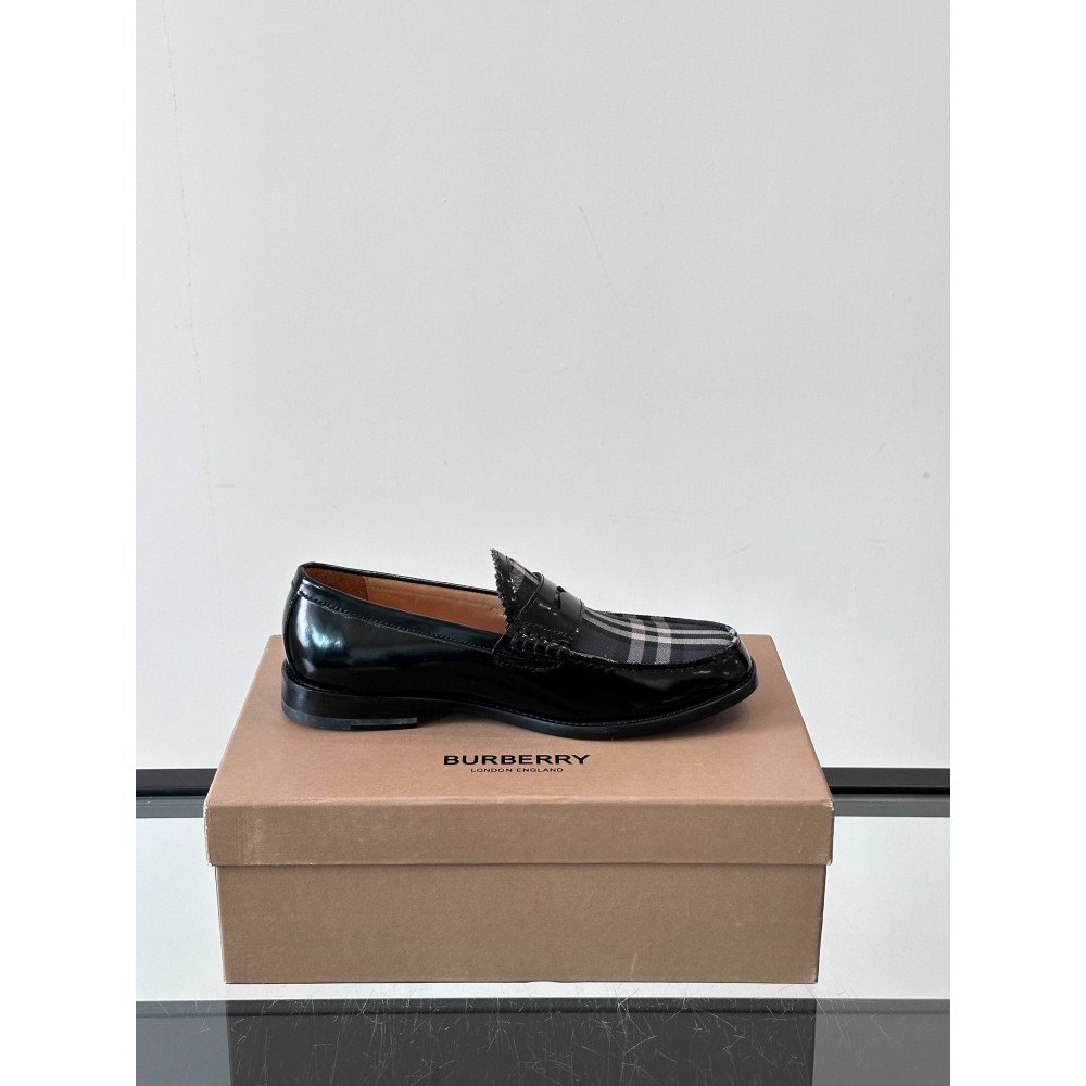 Burberry Sneakers Burberry Sneakers