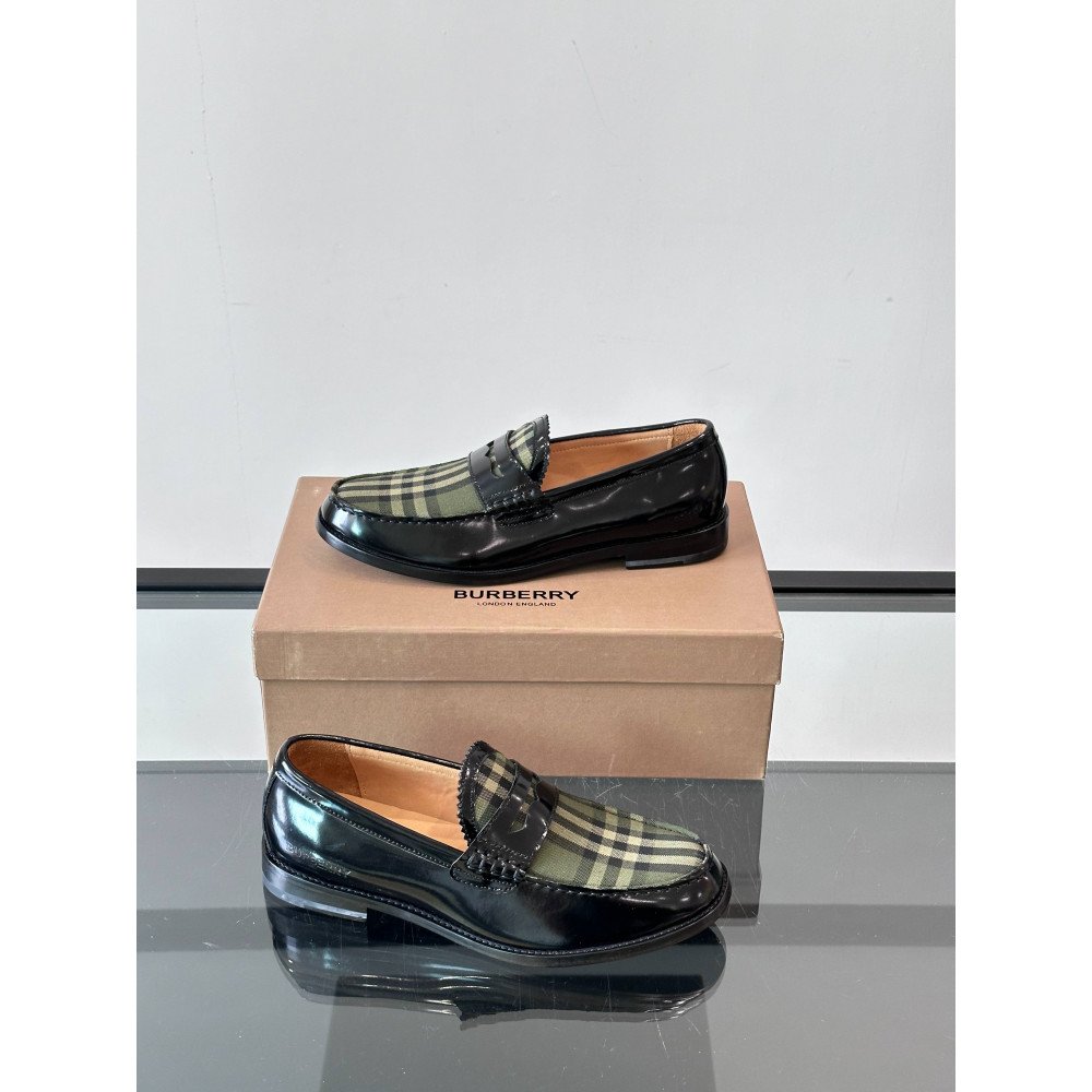 Burberry Sneakers