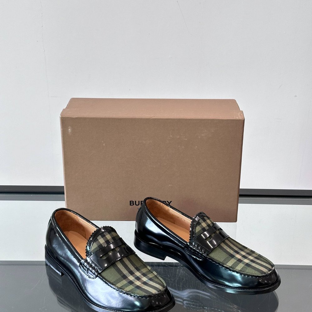 Burberry Sneakers