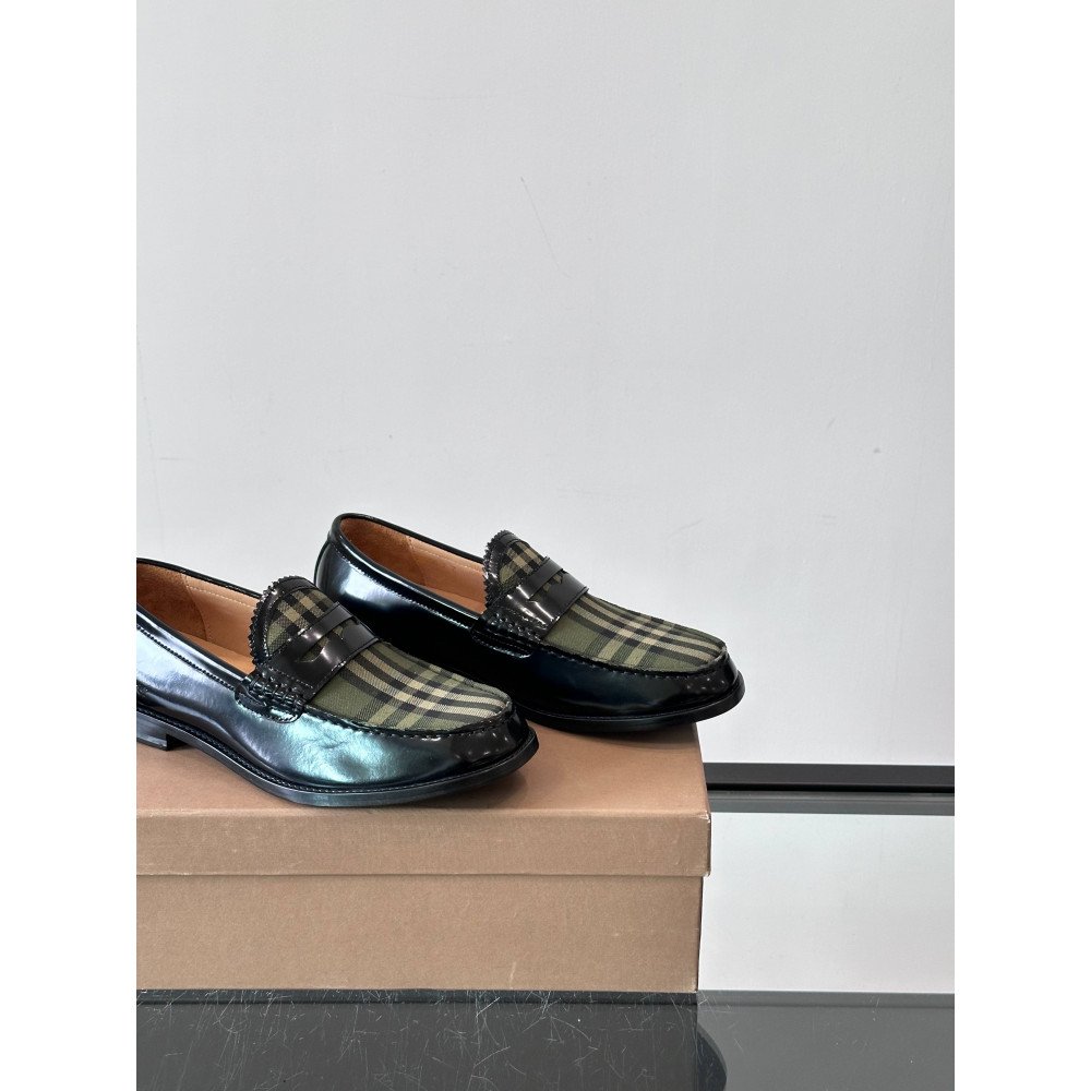 Burberry Sneakers