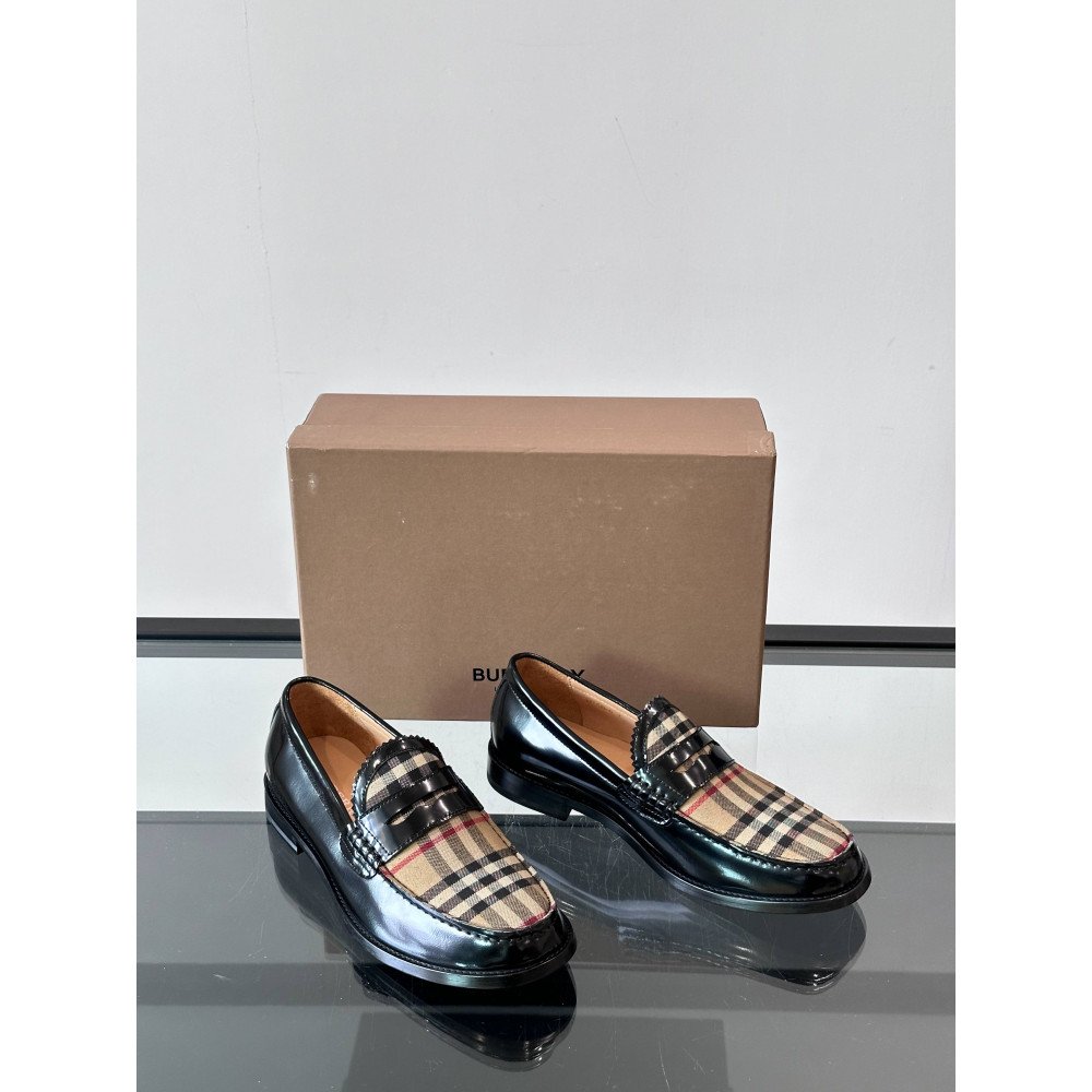 Burberry Sneakers Burberry Sneakers
