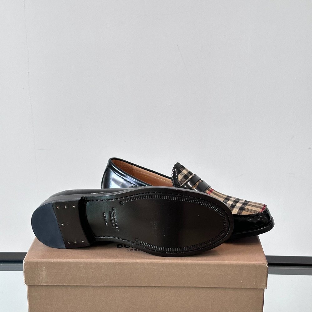 Burberry Sneakers Burberry Sneakers