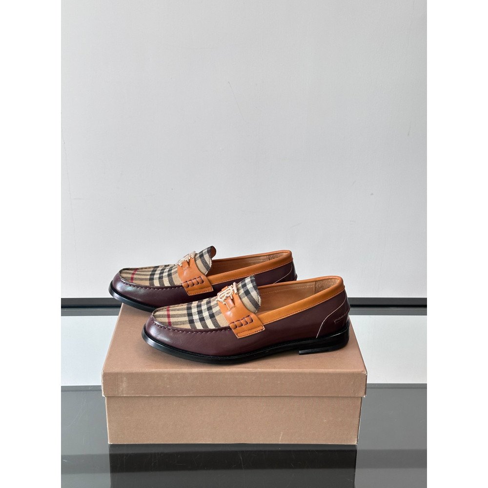 Burberry Sneakers