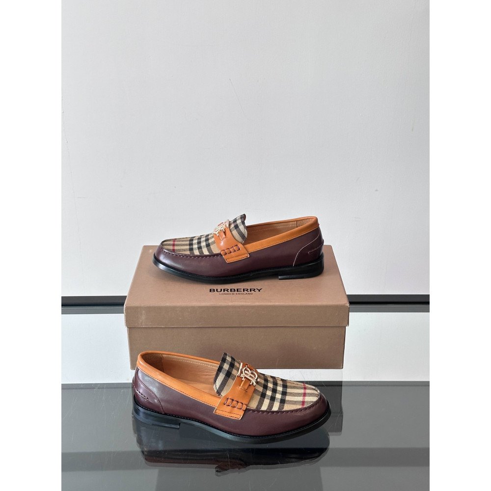Burberry Sneakers