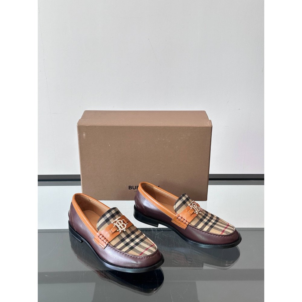 Burberry Sneakers
