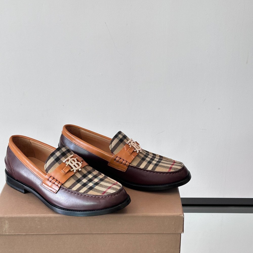 Burberry Sneakers